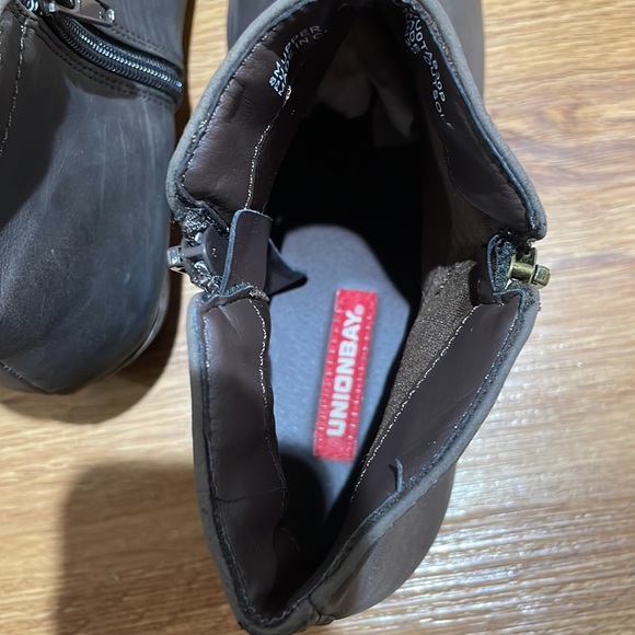 Cute Brown Booties! - Picture 4 of 4